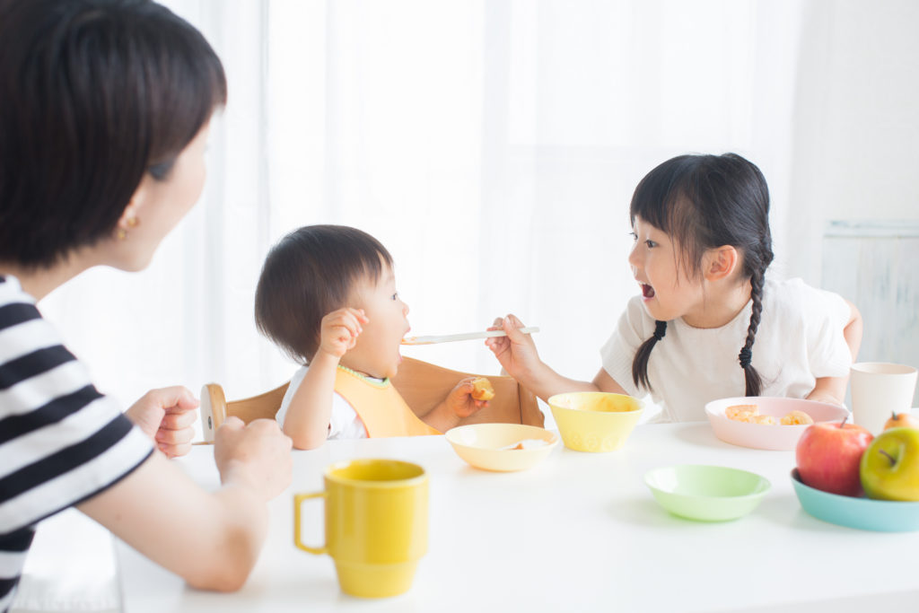 メリット多数！ 子育て家庭で大活躍のウォーターサーバー
