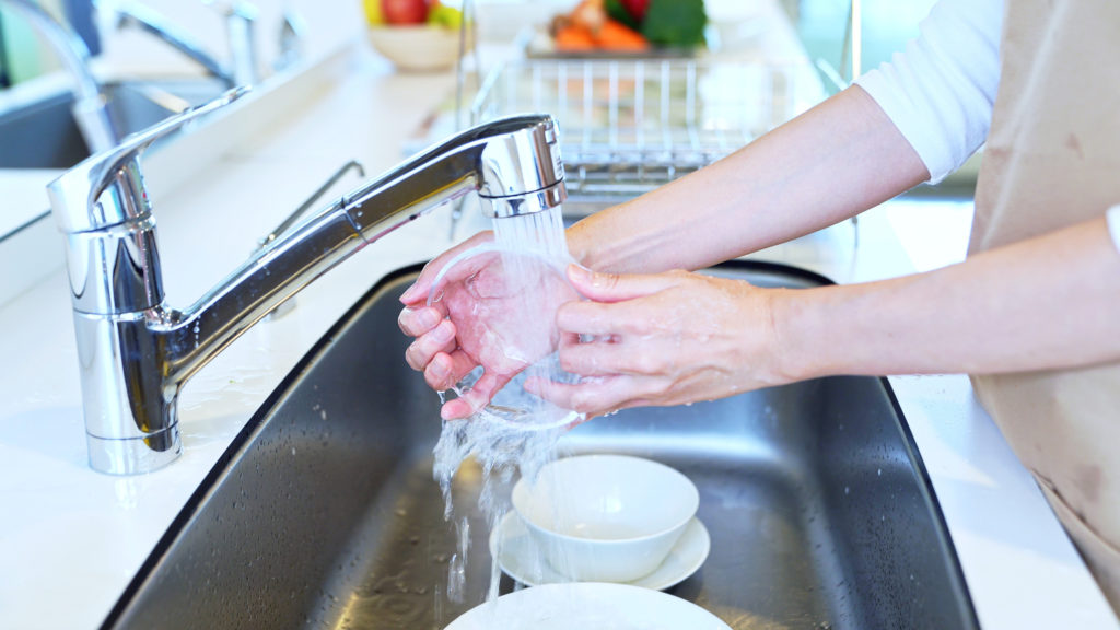 浄水器の種類はさまざま！こんな人は浄水ポット以外の選択肢も